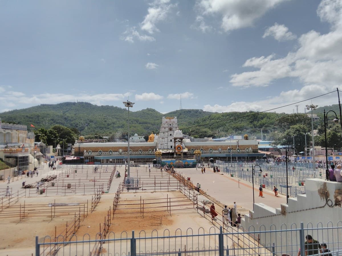 Tirupati Balaji Temple and Kanchipuram Silk & Temple Tour